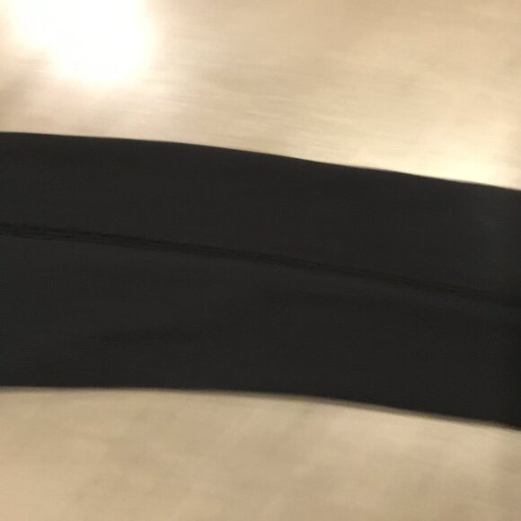 BCBGMAXAZRIA Black Knit Belted Sweater Dress Long Sleeve Size L – Chic & Classic - Picture 10 of 15